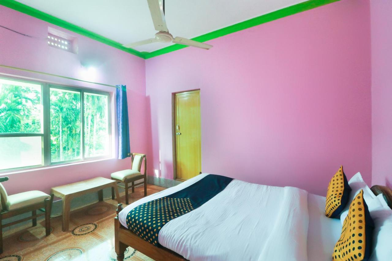 SPOT ON 65043 Hotel Kalinga Palace Kendrapara Bagian luar foto
