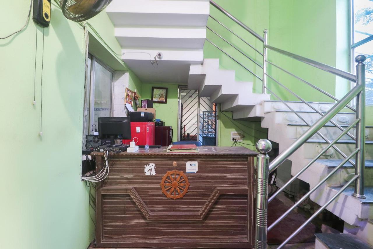 SPOT ON 65043 Hotel Kalinga Palace Kendrapara Bagian luar foto