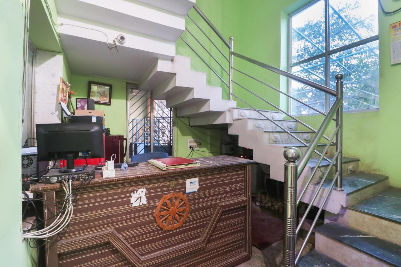 SPOT ON 65043 Hotel Kalinga Palace Kendrapara Bagian luar foto